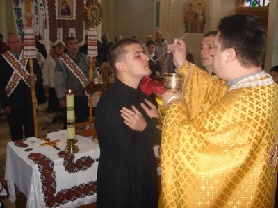 19.09.10_10531072107610741110108810851072_24_400