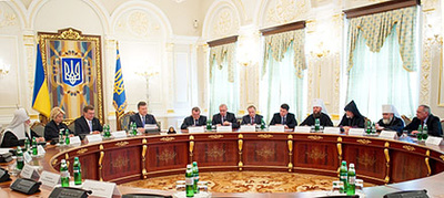 2013.04.23_uccro_yanukovych_kyiv_2m_irs.in.ua_400 2013.04.23_uccro_yanukovych_kyiv_2m_irs.in.ua_400